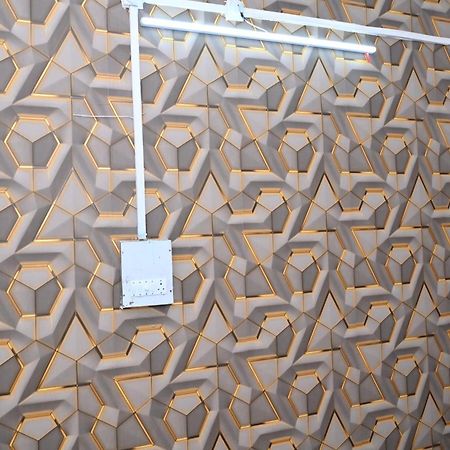 Privyrooms 戈勒克布尔 外观 照片